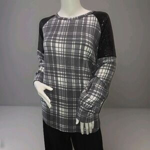You Are Beautiful Women's Large Plaid Sequin arms Top Gray Black Long Sleeve NWT